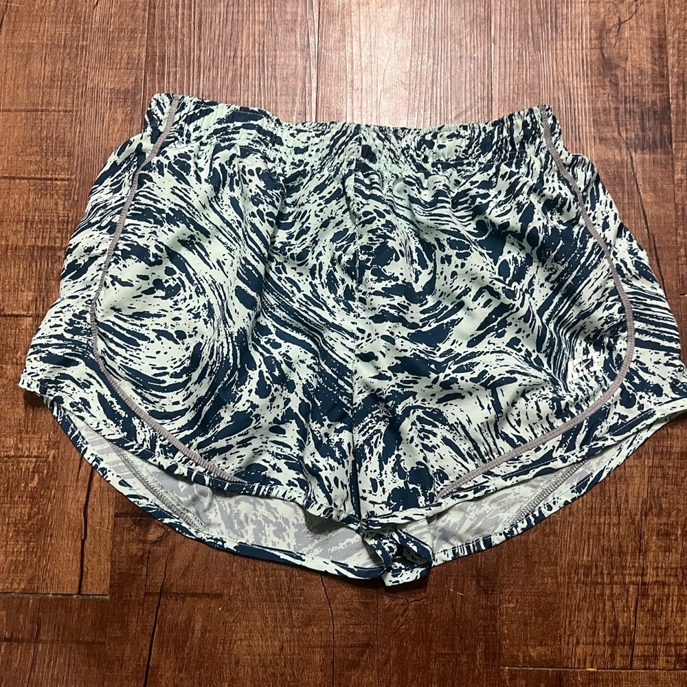 Nike Women's Dri-Fit Athletic Shorts Size L